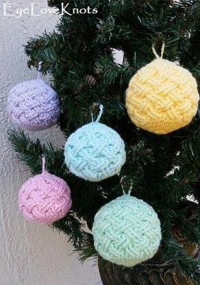 Celtic Weave Bauble Ornaments