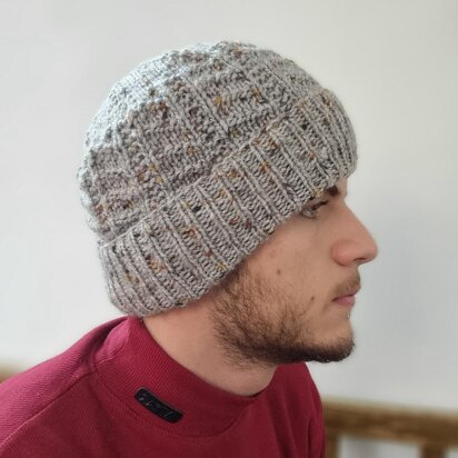 Climb Cliff hat - knitting pattern
