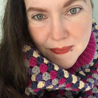 Granny Stipe Cowl