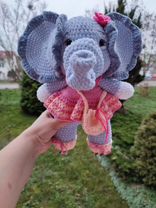 Elephant amigurumi crochet pattern