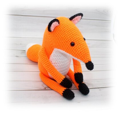 Mummy and Baby Foxes Crochet Pattern