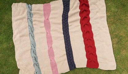 Quartet Cable Blanket