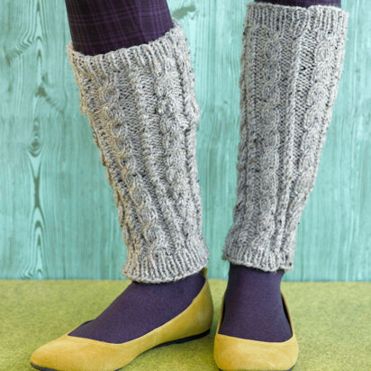Foyle's Cabled Leg Warmers in Lion Brand Vanna's Choice - 90659AD