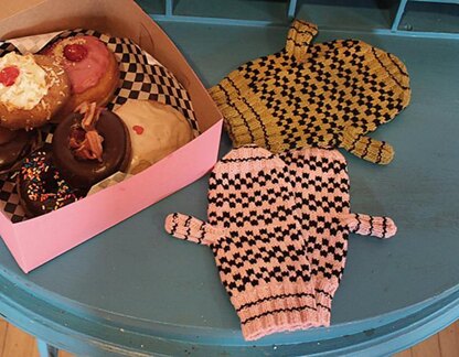 Checkered Past Mittens