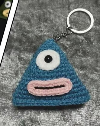 Monster Keychain,Free Crochet Patterns,Crochet Easy Patterns,Crocheting Projects for Beginners.