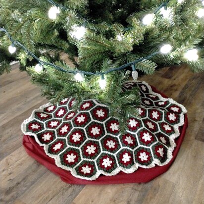 Granny Square Christmas Tree Skirt