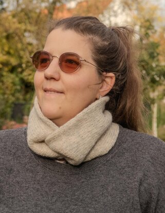 Twisted Cowl