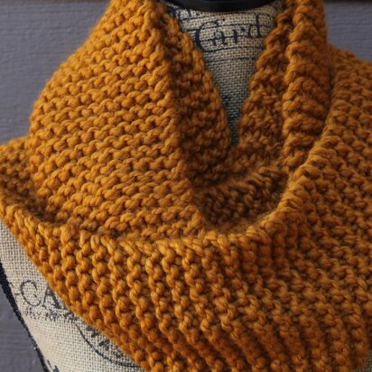 Cozy Garter Stitch Cowl