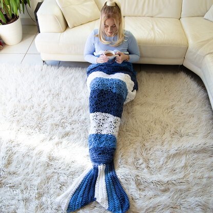 Mermaid Tail Blanket in Deramores Studio Chunky Acrylic - Downloadable PDF