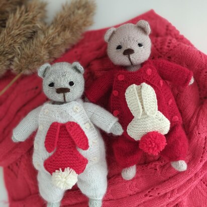 Christmas bear knitting pattern