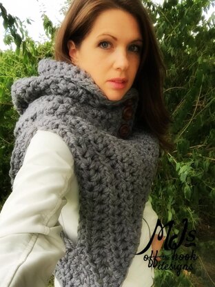 Bulky Hooded Katniss Cowl