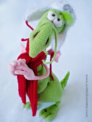 026 Dragon with a hat and scarf Ravelry