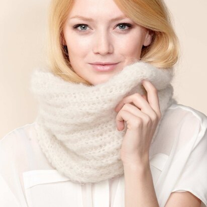 Snood / Lacy Lines Wrap in Rico Fashion Light Luxury - 208 - Downloadable PDF