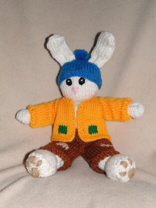 Fred the bunny -knitting pattern  Amigurumi