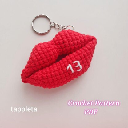 Red lips lucky 13 Crochet pattern