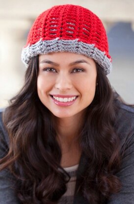 Reversing The Beanie in Red Heart Soft Solids - LW2997
