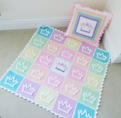 Crown Cushion and Blankets set