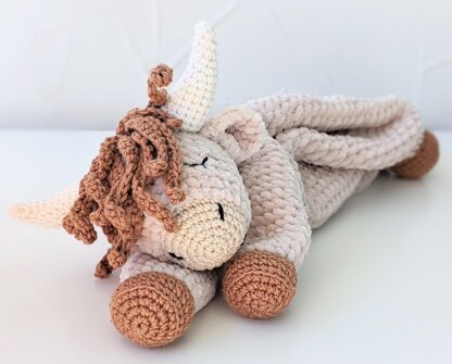 CROCHET BOX Crochet Kit for Beginners—— Highland Cow