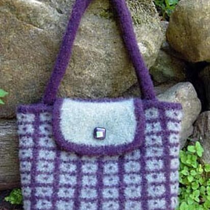 Dot-in-Box Felted Bag