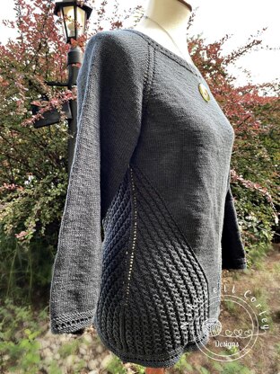 Meladora Pullover