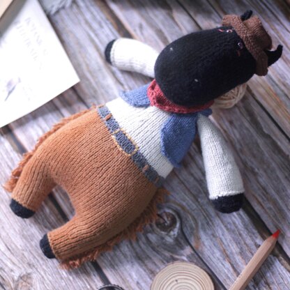 Horse Knitting Pattern -  Knitted Cowboy Horse Finn