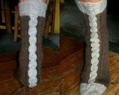 Hunky Chunky Cables Socks