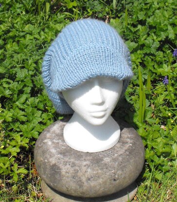 PEAK SLOUCH BEANIE HAT KNITTING PATTERN - MADMONKEYKNITS