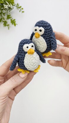 Crochet penguin pattern, easy crochet amigurumi animal, crochet plush pattern