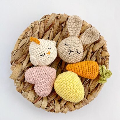 Crochet pattern Easter decorations Amigurumi Easter egg pattern Bunny Chicken Carrot Heart