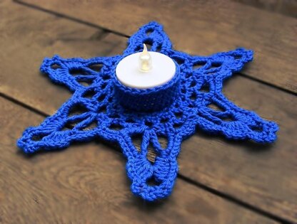 Snowflake tealight holder