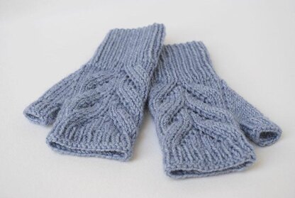 Leaves Fingerless Gloves