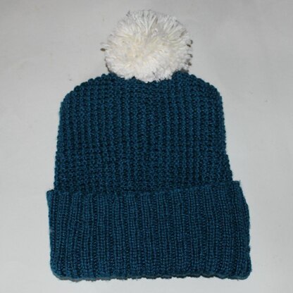 4 Ply Unisex Textured Bobble Beanie Hat CIRCULAR