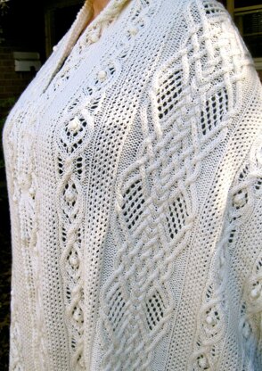 Sante Fe Mesh and Cable Shawl