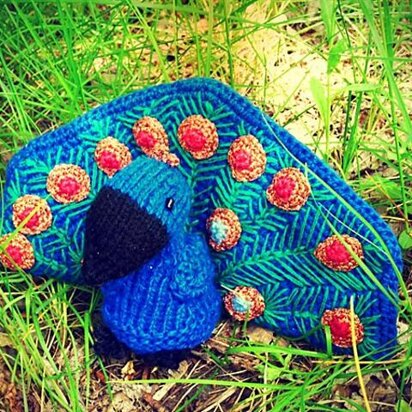 Crochet knit Peacock