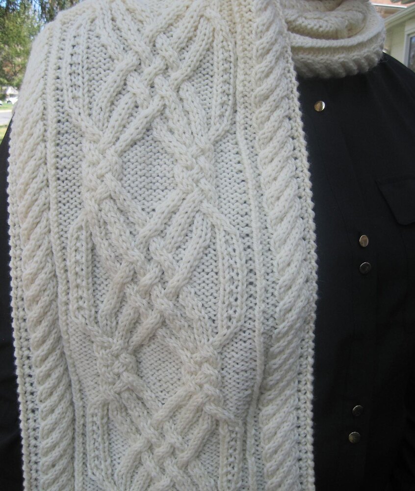 Kenora Scarf Stole Shawl Knitting pattern by Linda Lehman | LoveCrafts