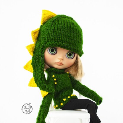 Dragon outfit for Blythe