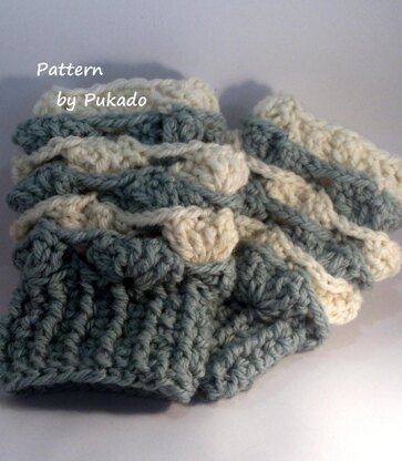 Crochet Pattern - Waves - Hat and fingerless mittens - easily converted to fit all sizes