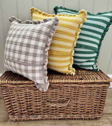 Gingham crochet cushions