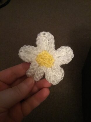 Knitted Flower Tutorial