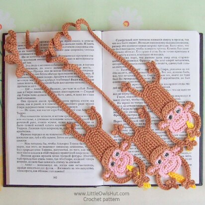 029 Monkey bookmark amigurumi