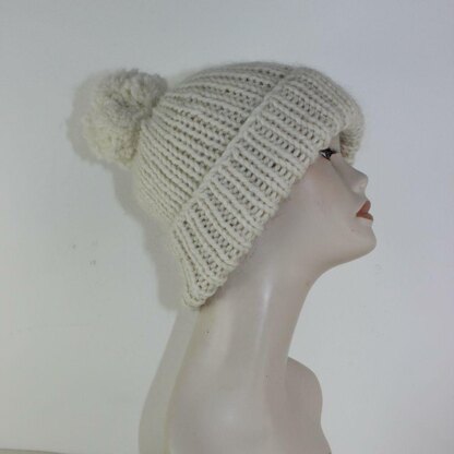 Super Chunky Rib Bobble Beanie CIRCULAR