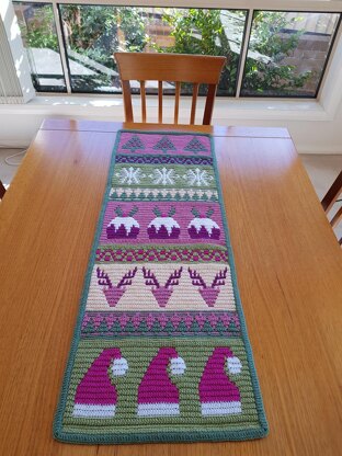 Mosaic Christmas Table Runner