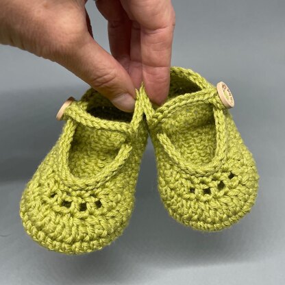 Mary Jane baby shoes