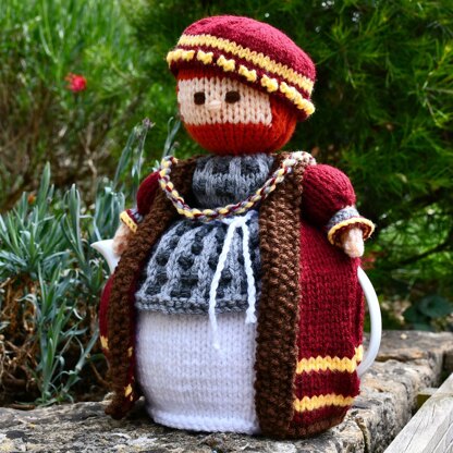 King Henry VIII 4 Cup Teapot Cosy Knitting Pattern - Novelty Teapot Cosy Knitting Pattern.