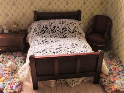1:12th scale Lace bed set