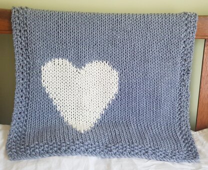 Chunky Heart intarsia crib baby blanket