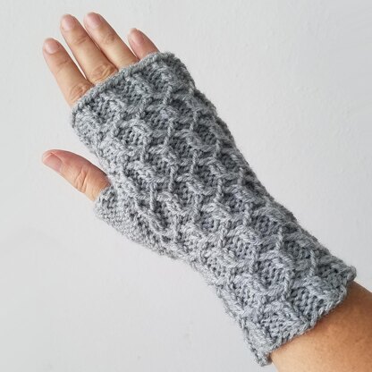 Ripple Fingerless Gloves