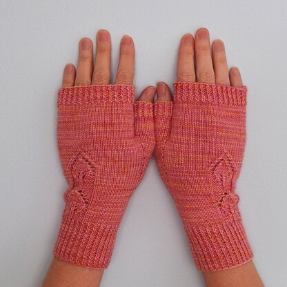 Autumn Days Fingerless Mitts