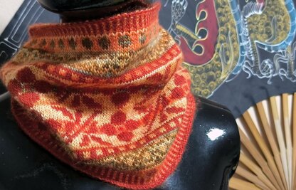 Autumn Colors Cowl