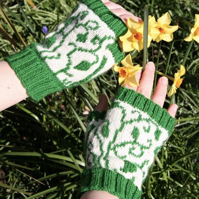 Winding Leaves mitts